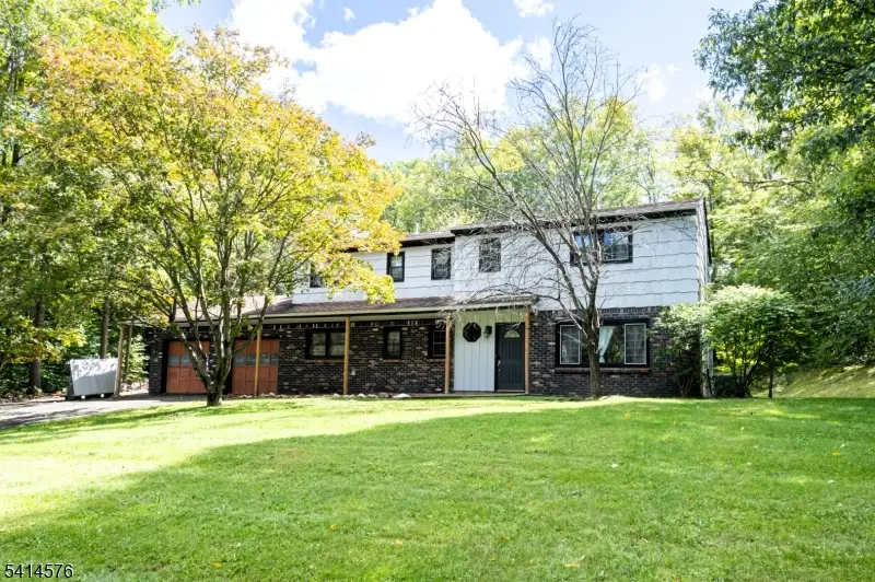 5 Beaver Brook Dr, Vernon, NJ 07461 - #2