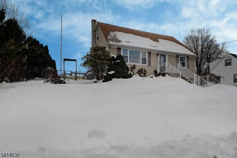 19 Ogden Ter, Butler, NJ 07405 - #2