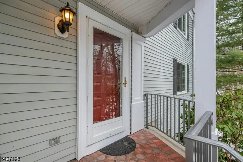 299 Riveredge Dr, Chatham, NJ 07928 - #2