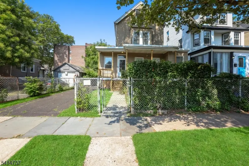 129 Greenwood Ave, East Orange, NJ 07017 - #2