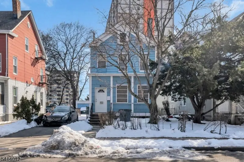 128 S Arlington Ave, East Orange, NJ 07018 - #1