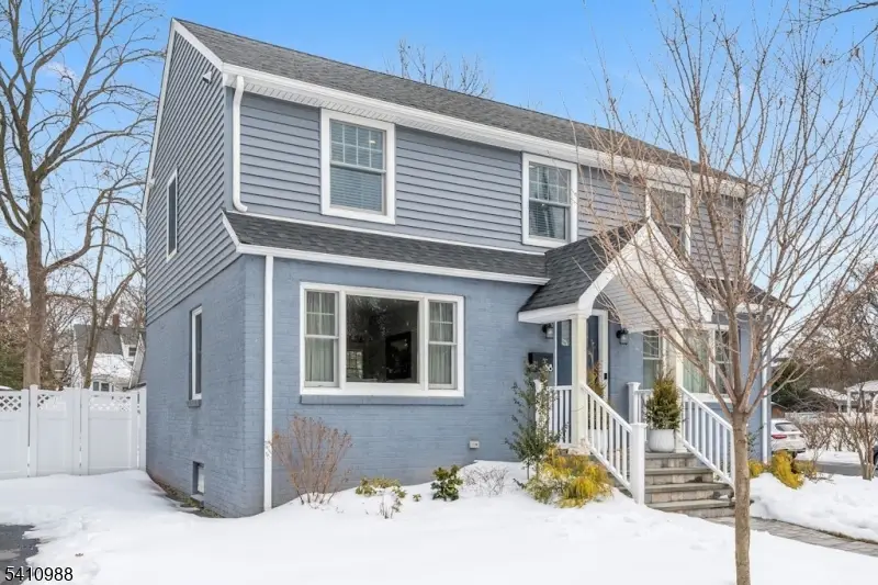 58 Kempson Pl, Metuchen, NJ 08840 - #2