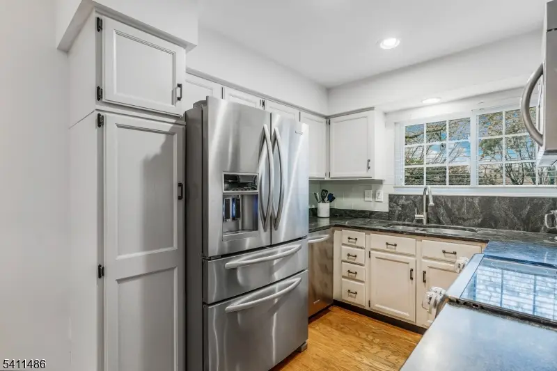 14 Tory Court, The Hills, NJ 07921 - #3