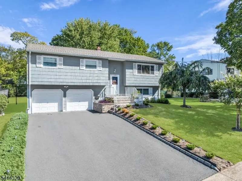 11 Fulton Rd, Franklin, NJ 08873 - #2