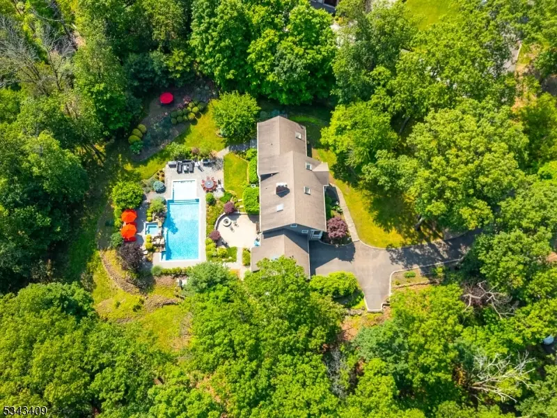 149 Knollwood Dr, Watchung, NJ 07069 - #3