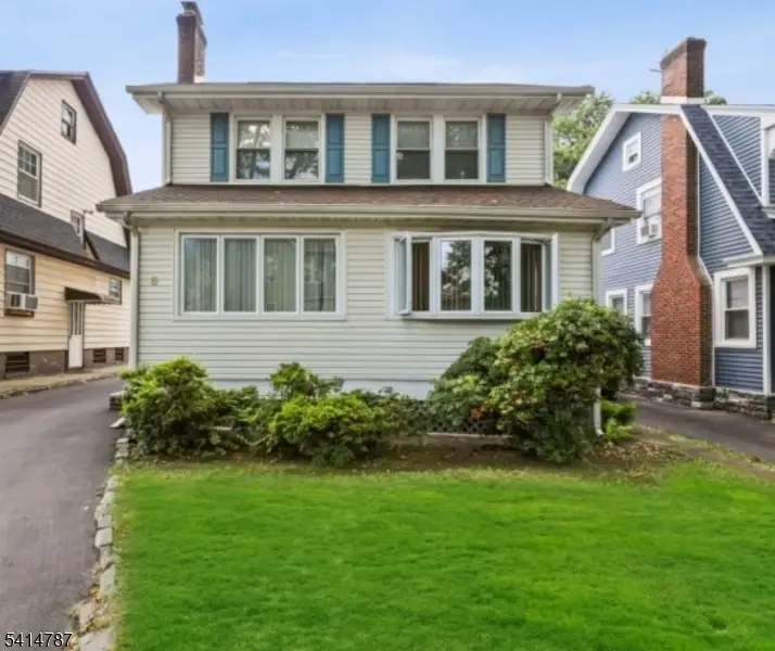 5 Roosevelt Ave, East Orange, NJ 07017 - #1