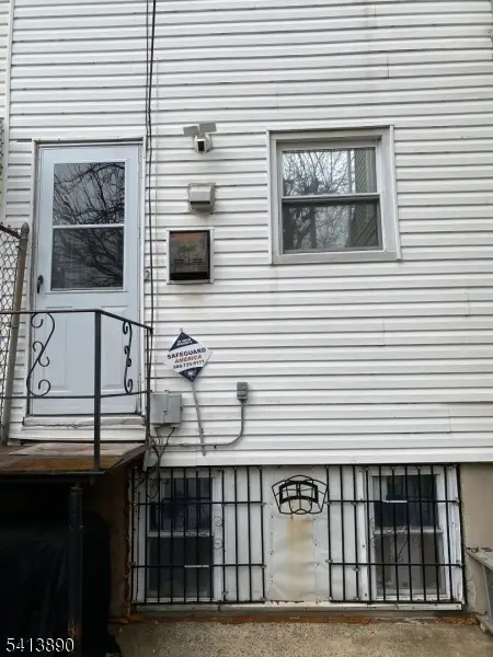154 W Side Ave, Jersey City, NJ 07305 - #2