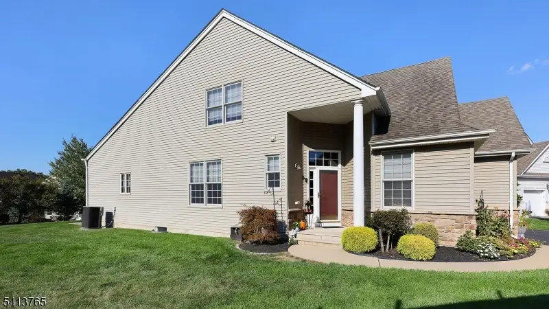 9 Pitcher Pt, Franklin, NJ 08873 - #3