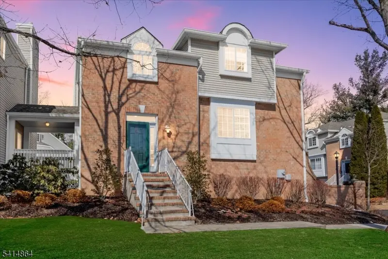 40 Primrose Ln, Stirling, NJ 07933 - #1