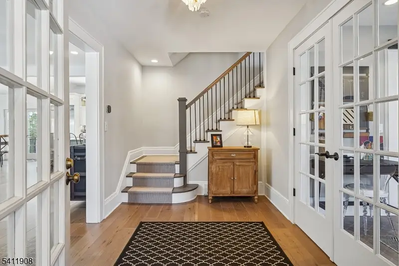 69 Elm St, Summit, NJ 07901 - #3