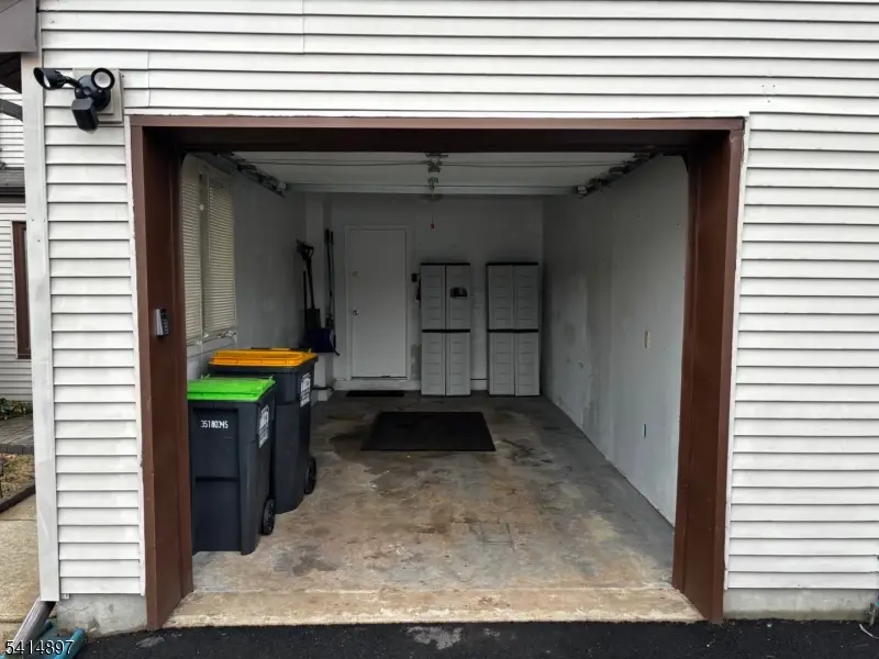 4 Peach Ct, Raritan, NJ 08822 - #3