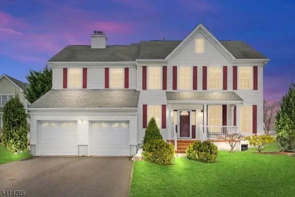 7 Wolverton Ln, Hillsborough Twp., NJ 08844