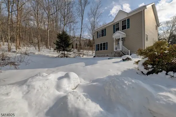 6 Hudson Ave, Jefferson Twp., NJ 07438