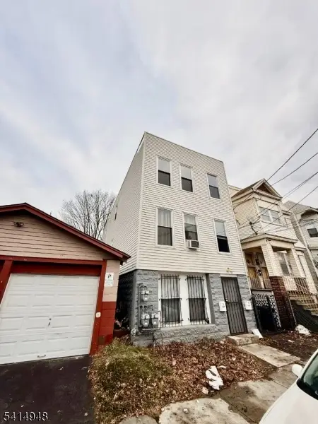 52 Montrose Ter, Irvington, NJ 07111 - #1