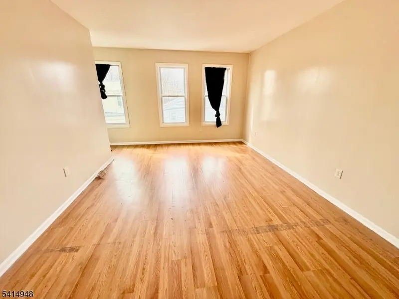 52 Montrose Ter, Irvington, NJ 07111 - #2