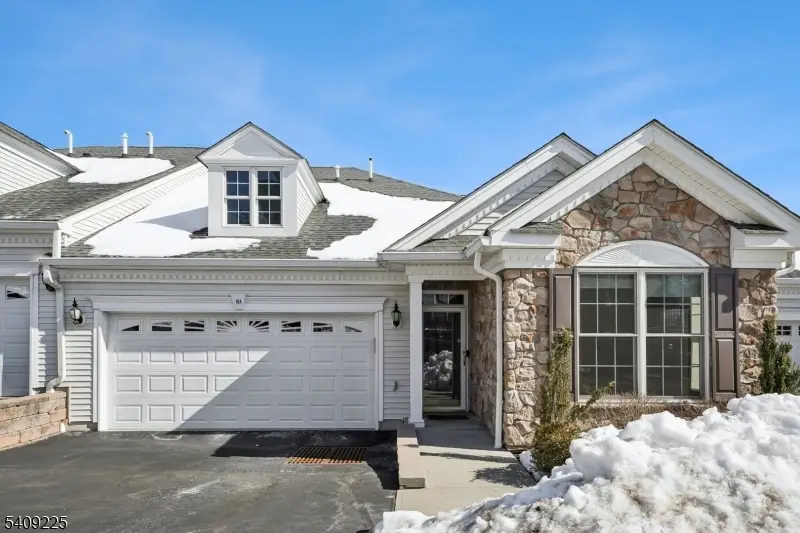 104 Quarry Dr, Woodland Park, NJ 07424 - #1