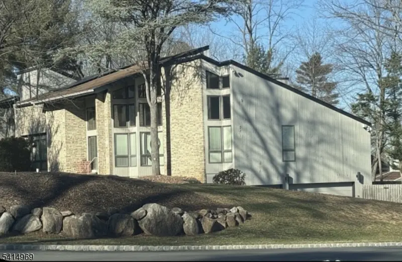 22 Post Ln, Livingston, NJ 07039 - #1