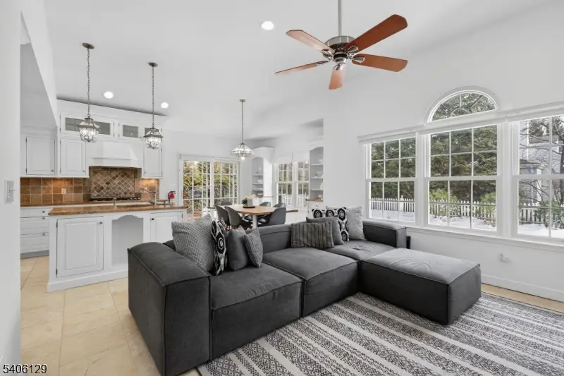 236 White Oak Ridge Rd, Short Hills, NJ 07078 - #3