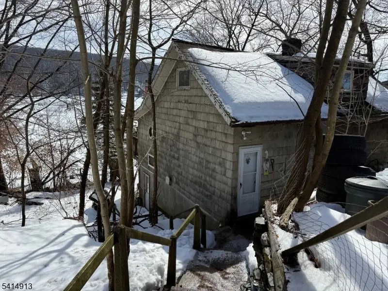 19 Up Grnwd Rd, Upper Greenwood Lake, NJ 07480 - #3