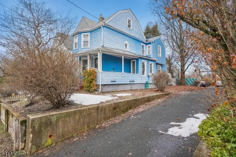 68 Chestnut St, Montclair, NJ 07042 - #3