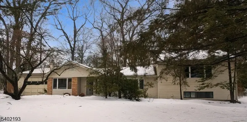 28 Deer Trail Lake Rd, Hardyston, NJ 07460 - #1