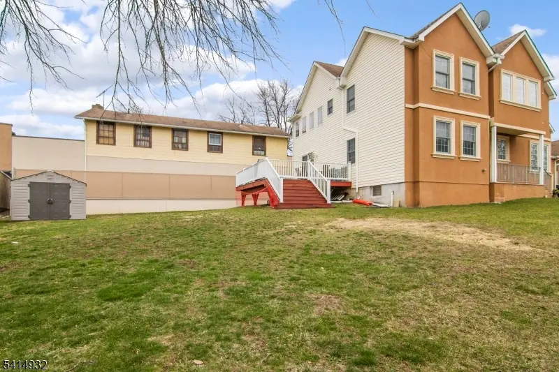 36 Harrison St, Nutley, NJ 07110 - #3