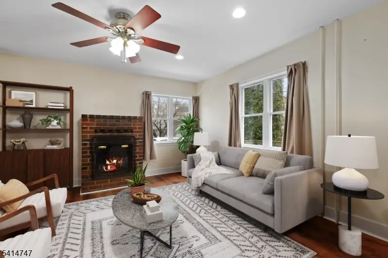 19 Adams St, Belvidere, NJ 07823 - #2