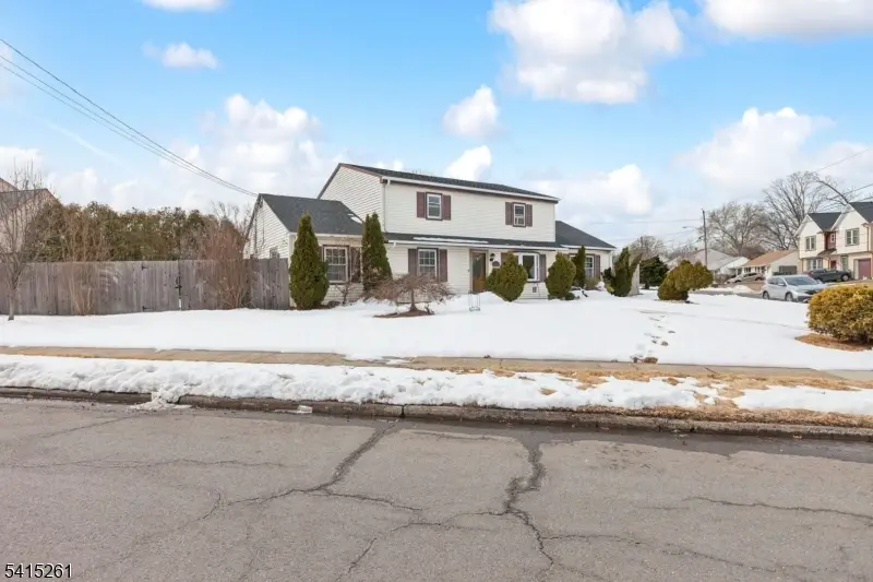 32 Glenville Rd, Edison, NJ 08817 - #2