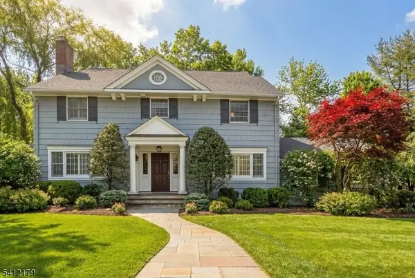 49 Hilltop Rd, Millburn Twp., NJ 07078