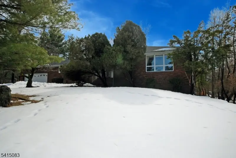 28 Overlook Rd, Great Notch, NJ 07424 - #2