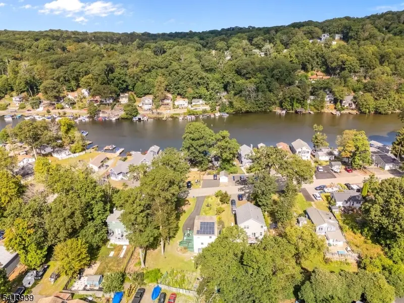 19 W River Styx Rd, Hopatcong, NJ 07843 - #3