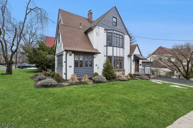 181 Mitchell St, West Orange, NJ 07052 - #2