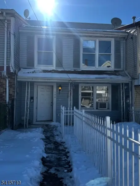 144 Pearl St, Paterson City, NJ 07501