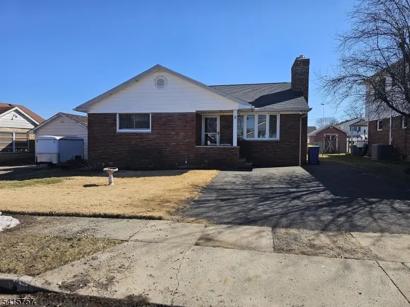 5 Sydney Pl, Manville, NJ 08835 - #1