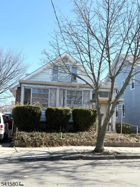 606 Hagel Ave, Linden City, NJ 07036