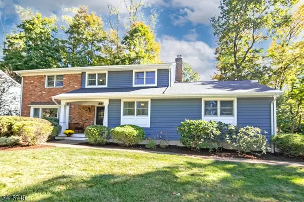 52 Coolidge Dr, Berkeley Heights Twp., NJ 07922