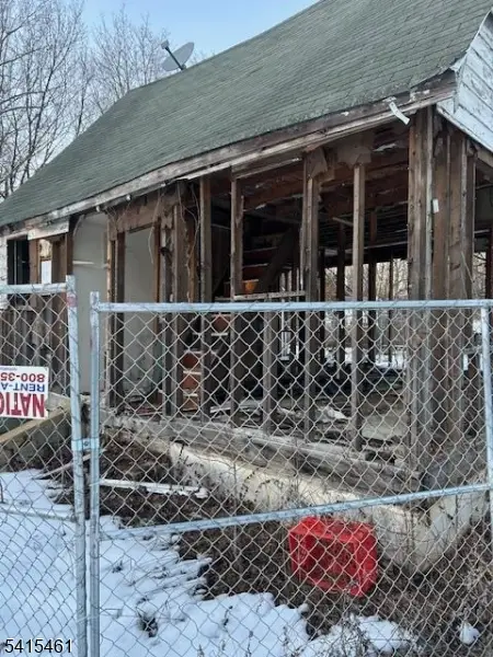 225 Woodville Rd, Millstone Twp., NJ 08535