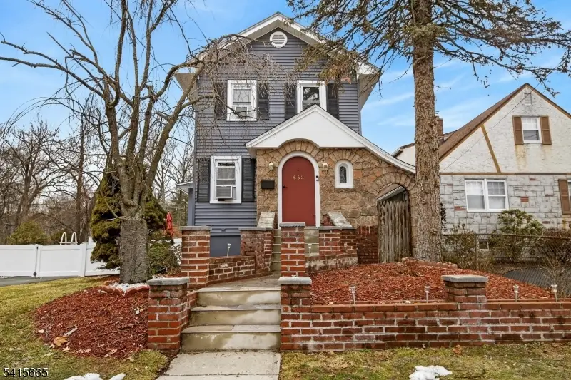 652 Harvard St, New Milford, NJ 07646 - #1