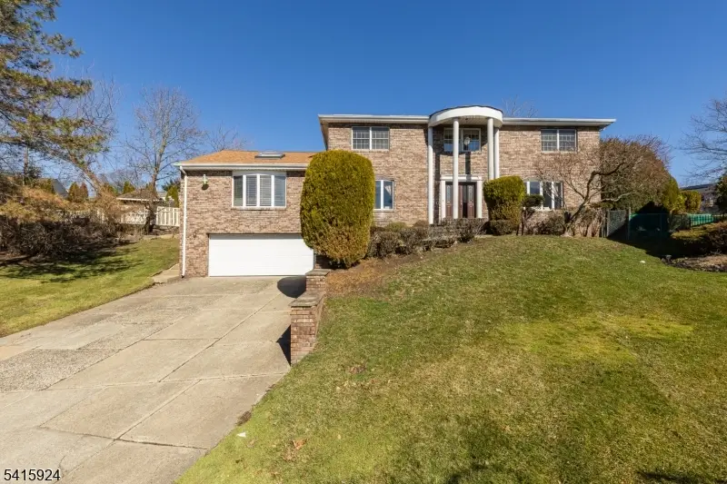 23 Carr Pl, Totowa, NJ 07512 - #1