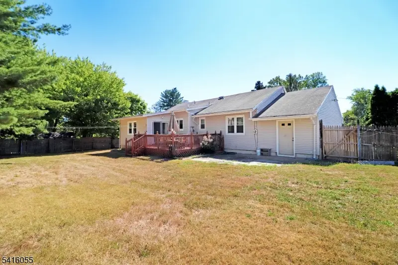 380 River Rd, East Hanover, NJ 07936 - #2