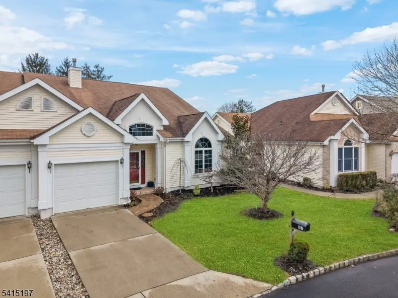 27 Chandler Ct, Monroe, NJ 08831 - #3