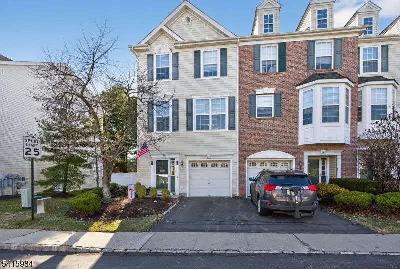 16 Sundance Way, Lopatcong, NJ 08865 - #1