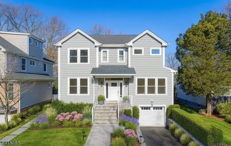 16 Stephen Street, Montclair, NJ 07042 - #3