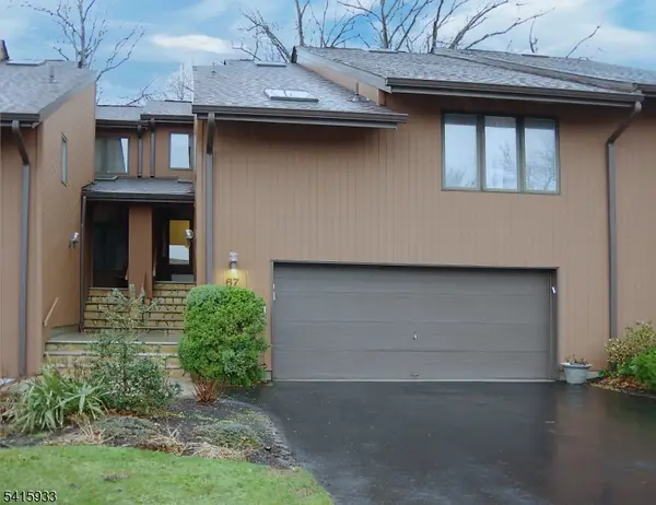 67 Sullivan Dr, West Orange Twp., NJ 07052