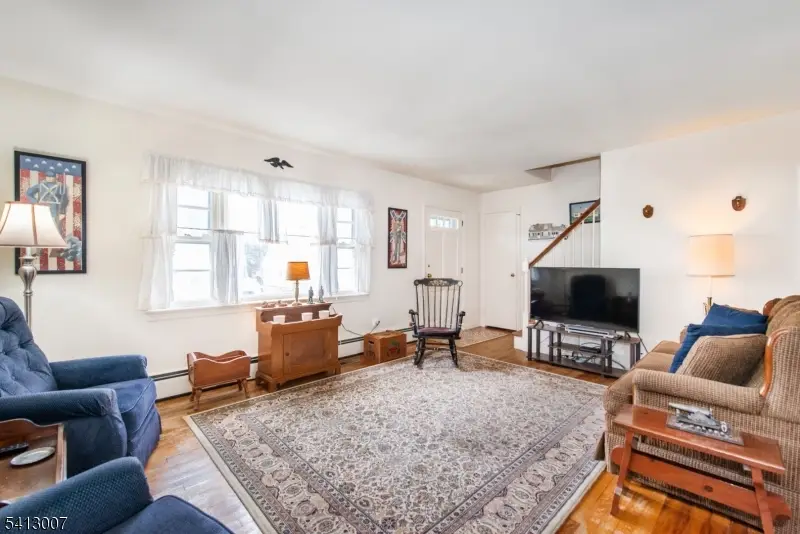 33 Laurel Place, West Caldwell, NJ 07006 - #3