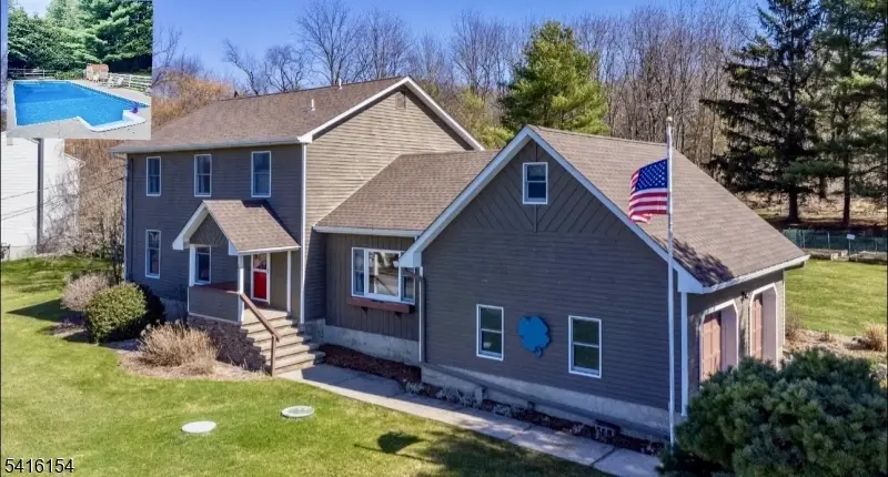 10 Peary Dr, Vernon, NJ 07461 - #1