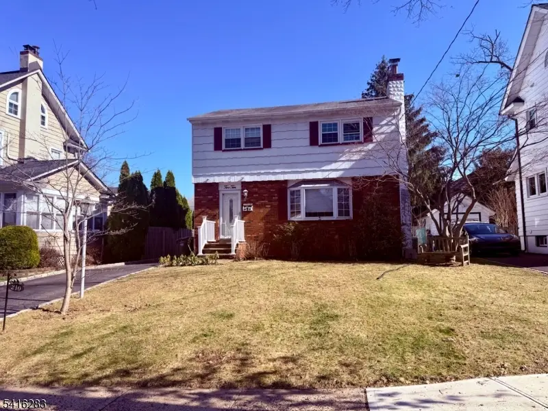 210 Burns Way, Fanwood, NJ 07023 - #2