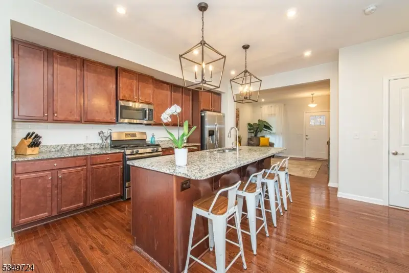 18 Trailwood Dr, Mount Arlington, NJ 07856 - #2