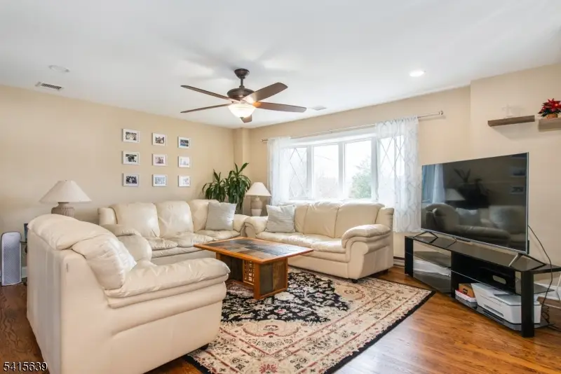 2 Rolling View Dr, Independence, NJ 07840 - #2