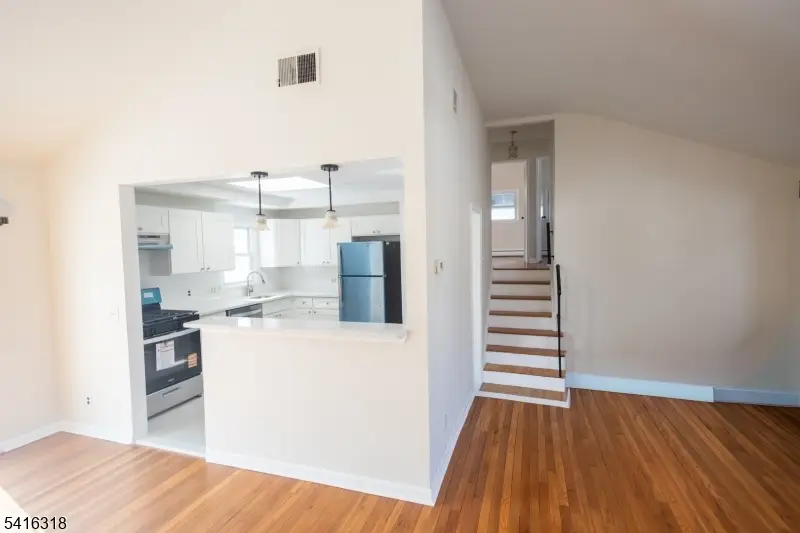 9 Bernath St, Carteret, NJ 07008 - #3